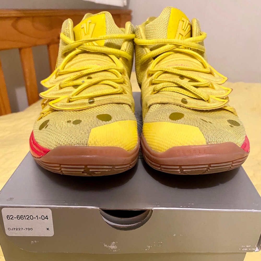 Nike Kyrie 5 Spongebob Sneakers